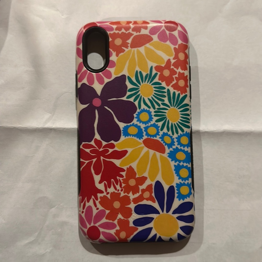 Casely Bold IPhone XR Case Barely Used